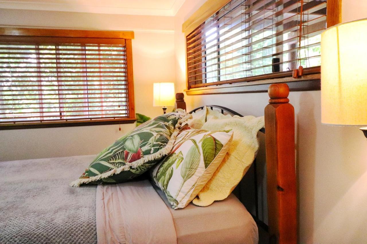 Whitsundays Bnb Retreat Airlie Beach Exteriör bild