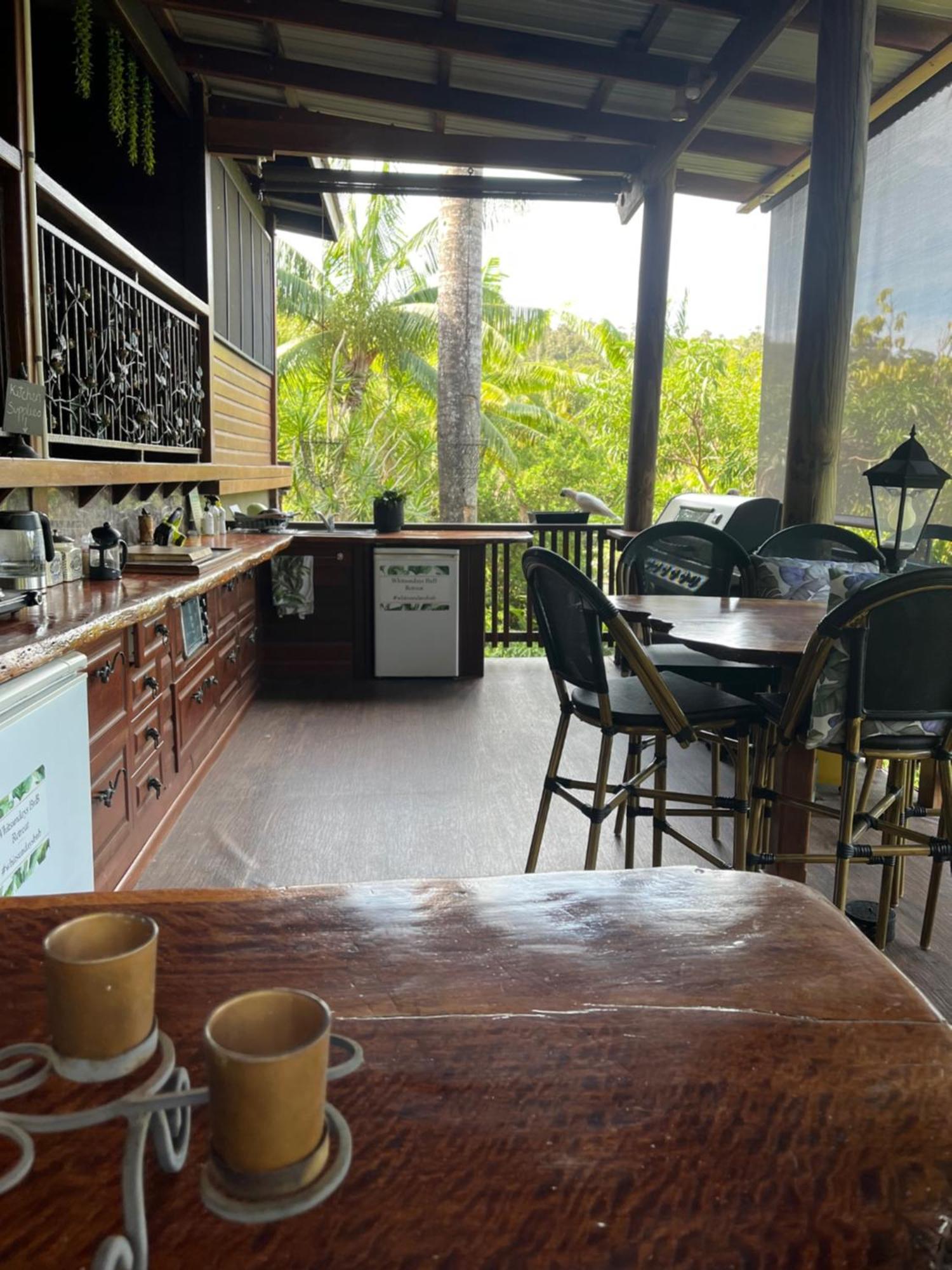 Whitsundays Bnb Retreat Airlie Beach Exteriör bild