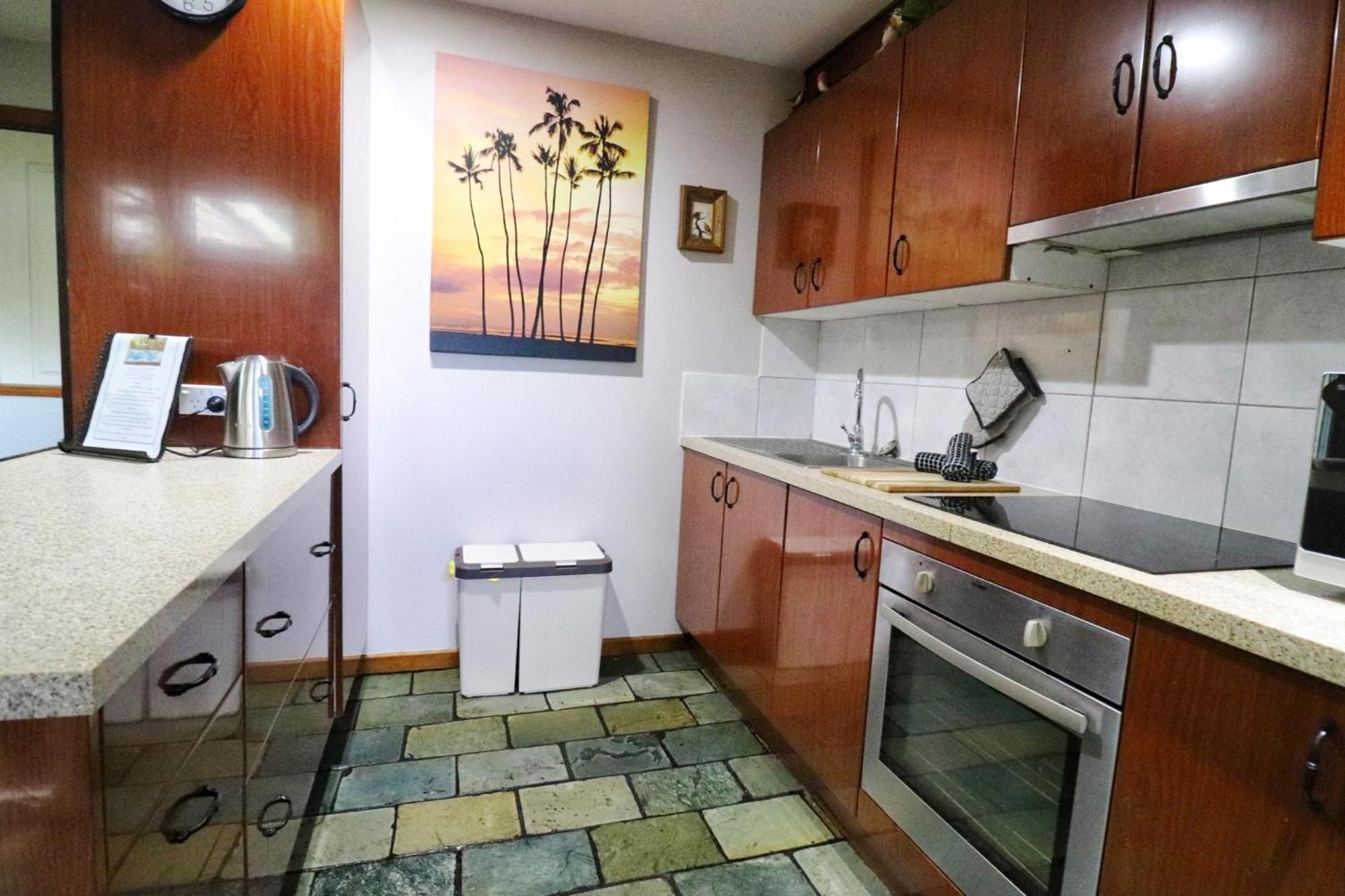 Whitsundays Bnb Retreat Airlie Beach Exteriör bild