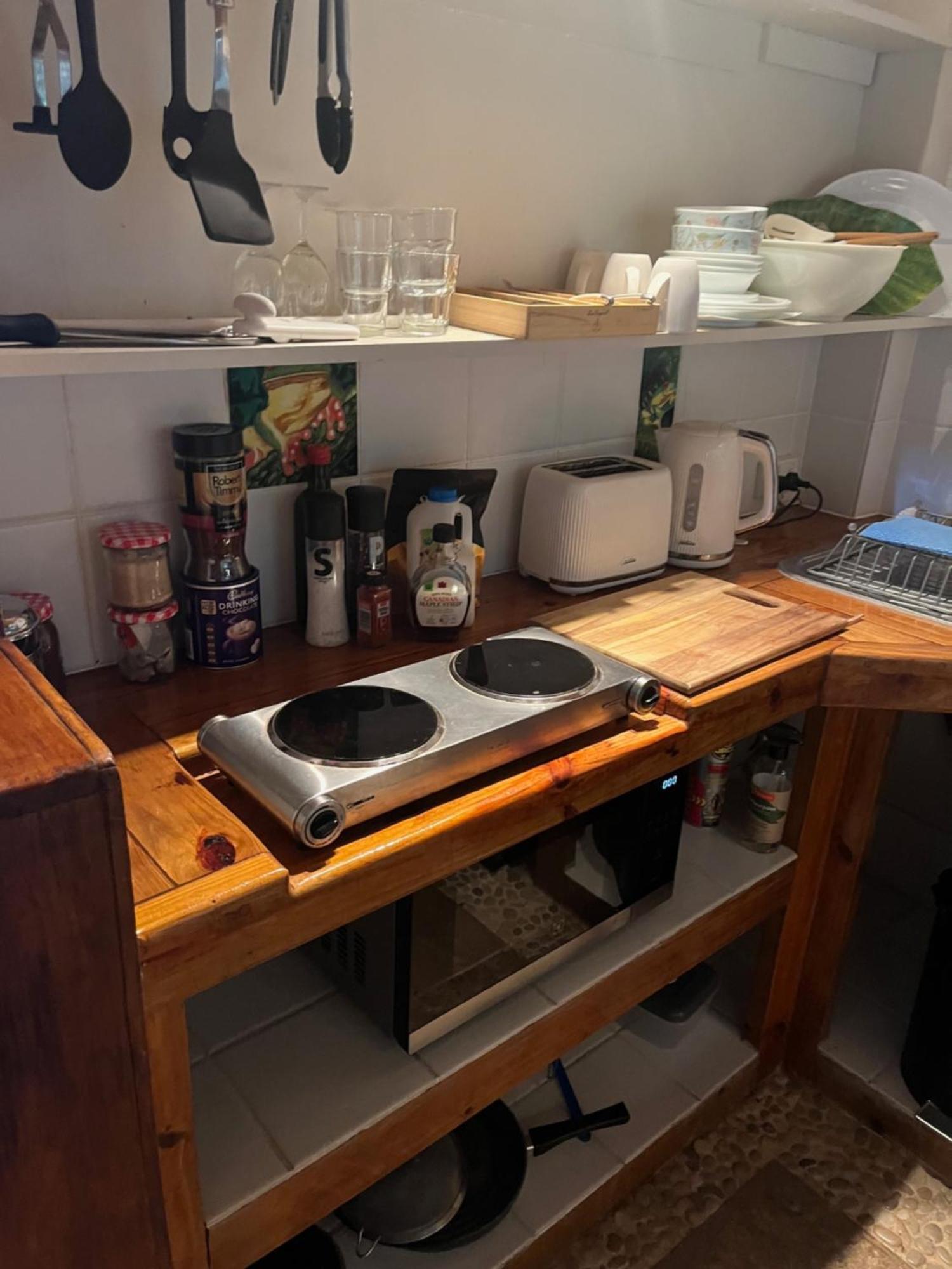 Whitsundays Bnb Retreat Airlie Beach Exteriör bild